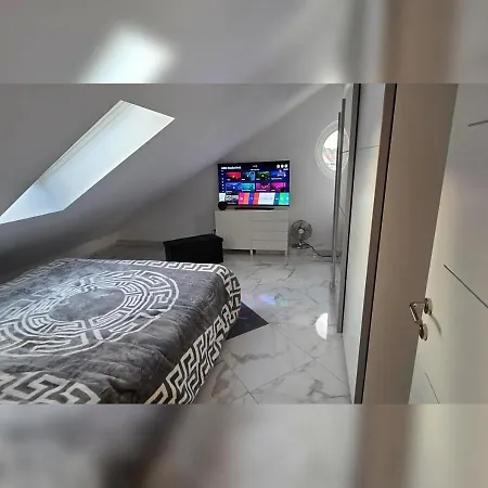 Designer-apartment Mit Spa-badewanne Naehe Nuernberg